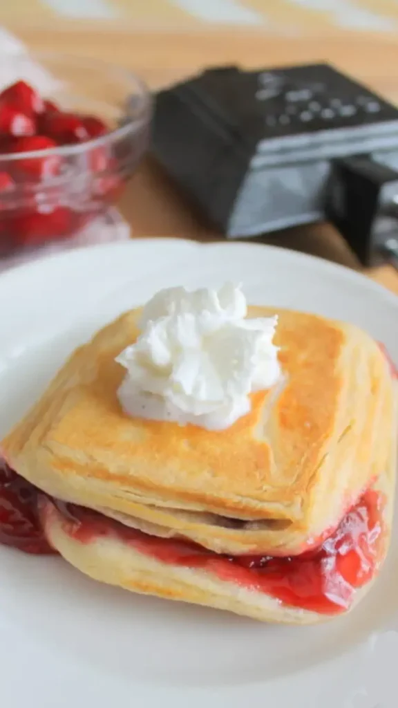 Camp cooker cherry pie
